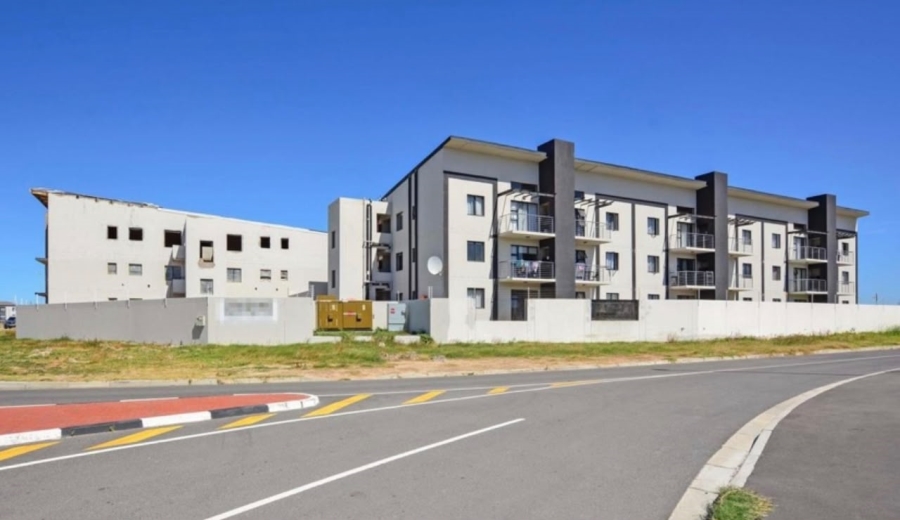 To Let 3 Bedroom Property for Rent in Parklands Western Cape